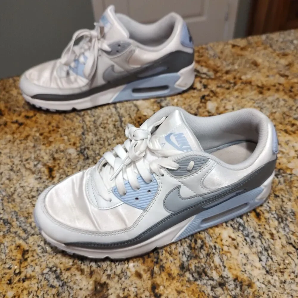 Nike Air Max 90 White Cobalt Bliss Blue Photon Dust FB8570-100 Women's Sz US 9